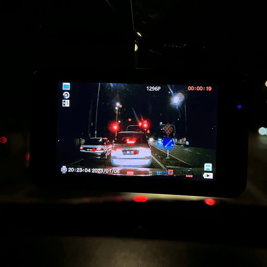 ROADCAM R2 Improve Driving Safety with High-Quality Dash Cams