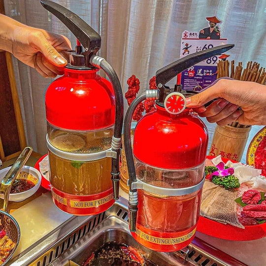 🥳2026 HOT SALE🥳💞50K+ SOLD!🎁🧯 50% OFF! Fire Extinguisher Decanter – Novel design, food‑safe material. Tight stopper keeps beverages fresh. A unique gift for beer lovers &amp; collectors. 🍻🕊️